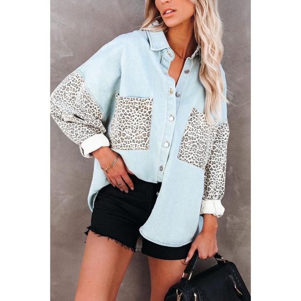 VICI Light Wash Denim Leopard Print Contrast Sleeve Shacket SMT1165A Medium Boho
